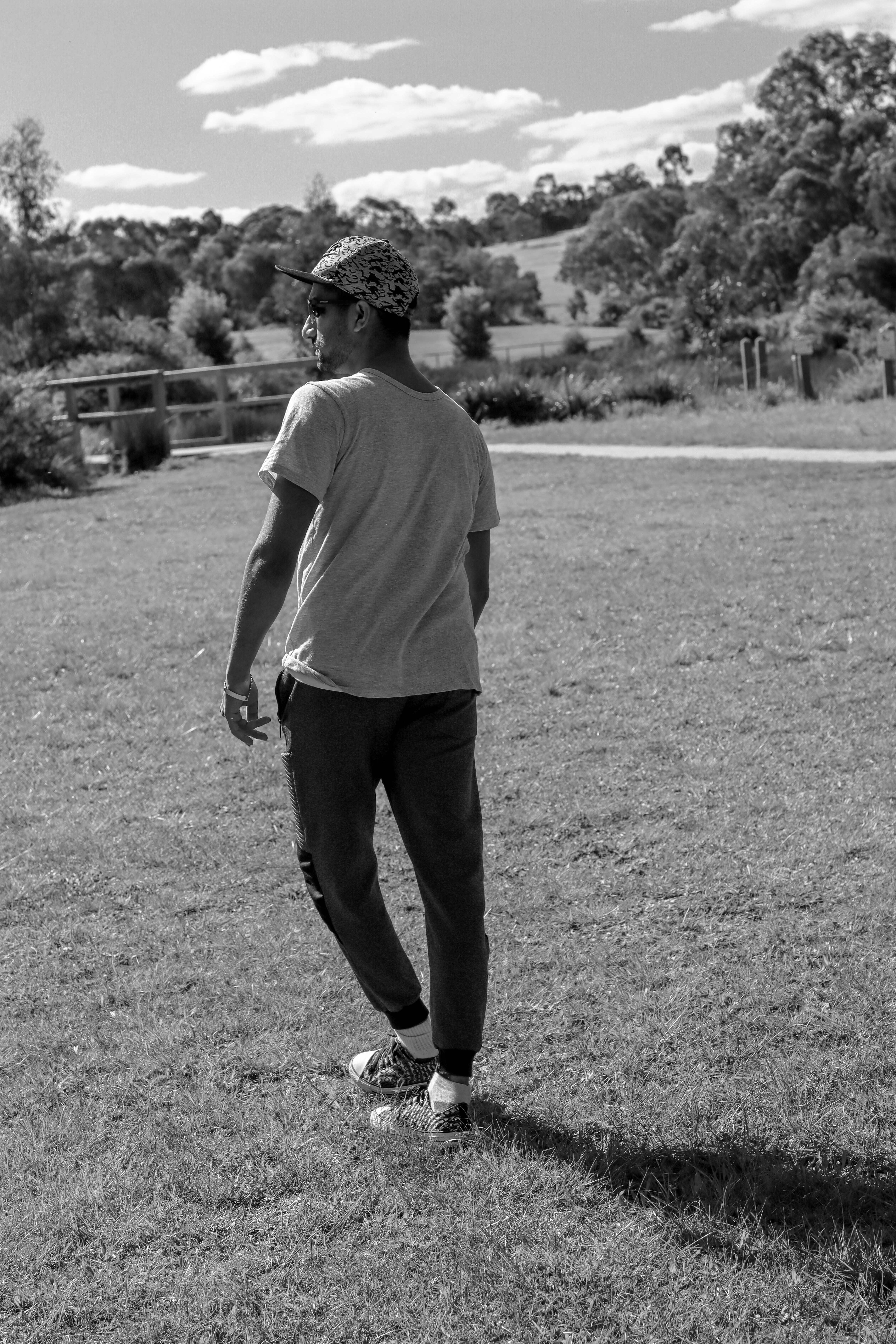 亚洲影视推荐海报图1